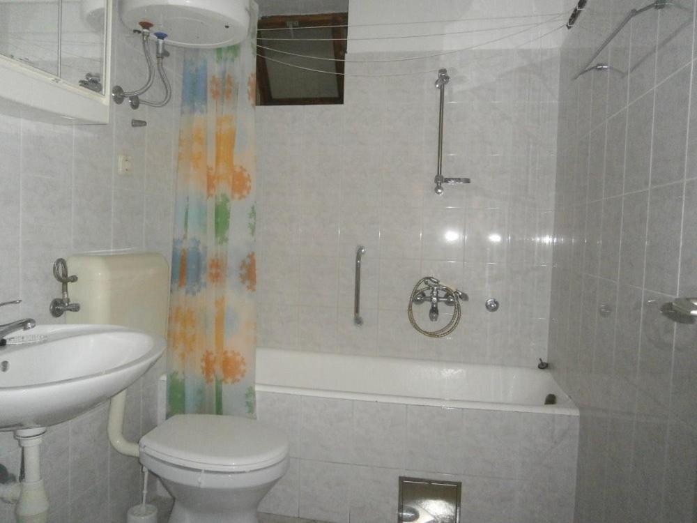 Apartments With A Parking Space Igrane, Makarska - 13535 Exterior foto